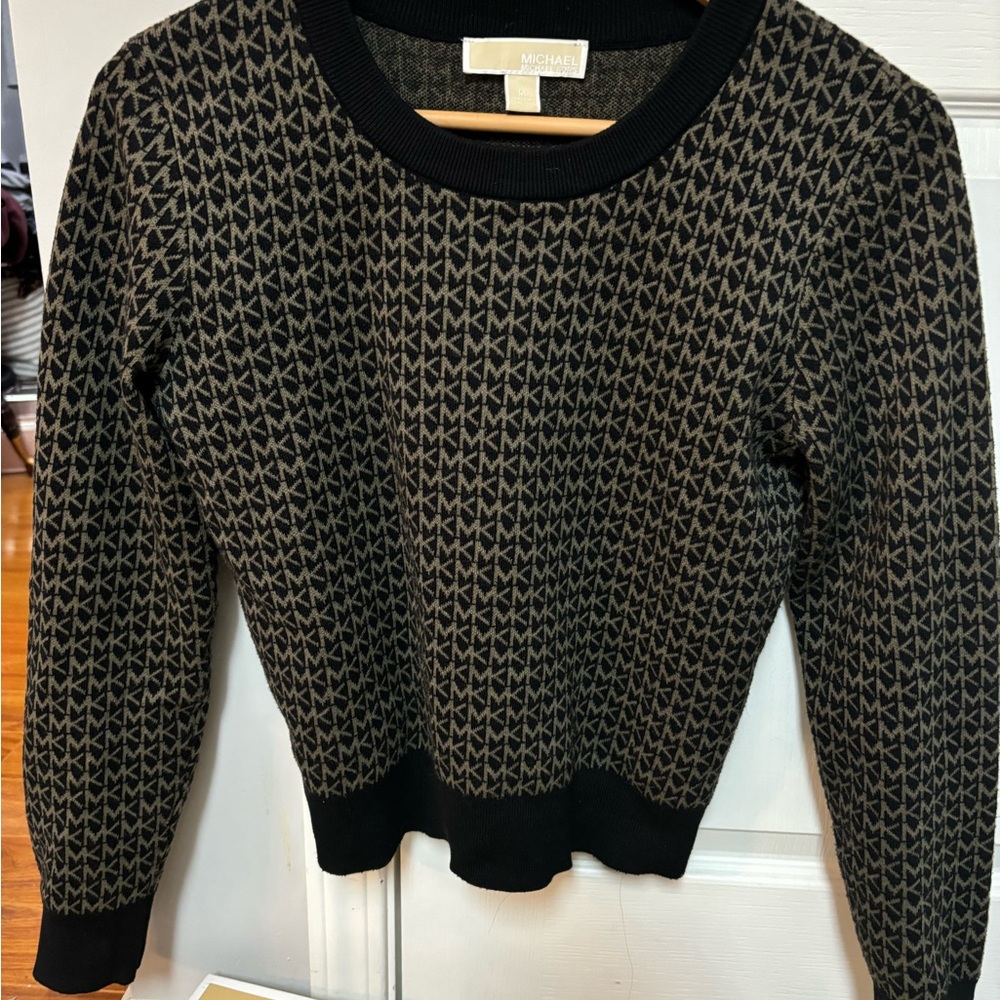 MICHAEL Michael Kors Black Crew Neck Sweater with Long Sleeves